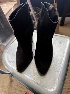 Vince Black Suede Pointed Toe Ankle Booties